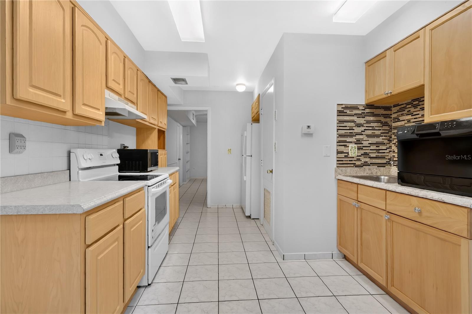 LAKE MENDELIN ESTATES - Residential