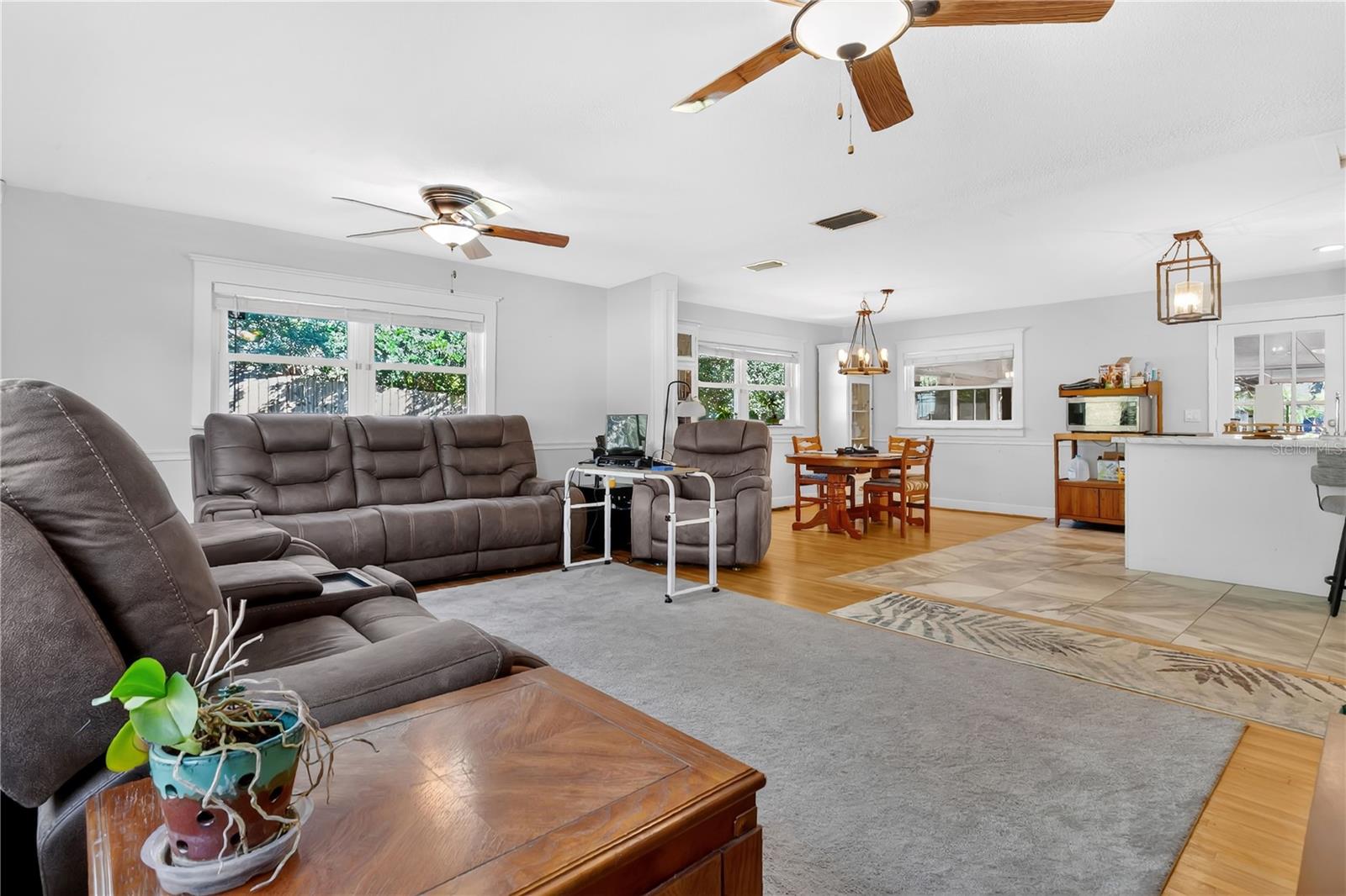 LAKE MENDELIN ESTATES - Residential