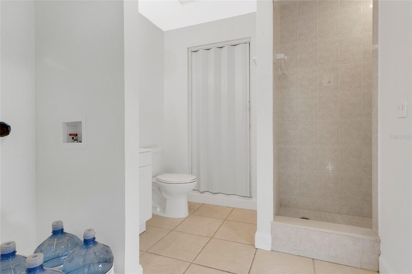 LAKE MENDELIN ESTATES - Residential