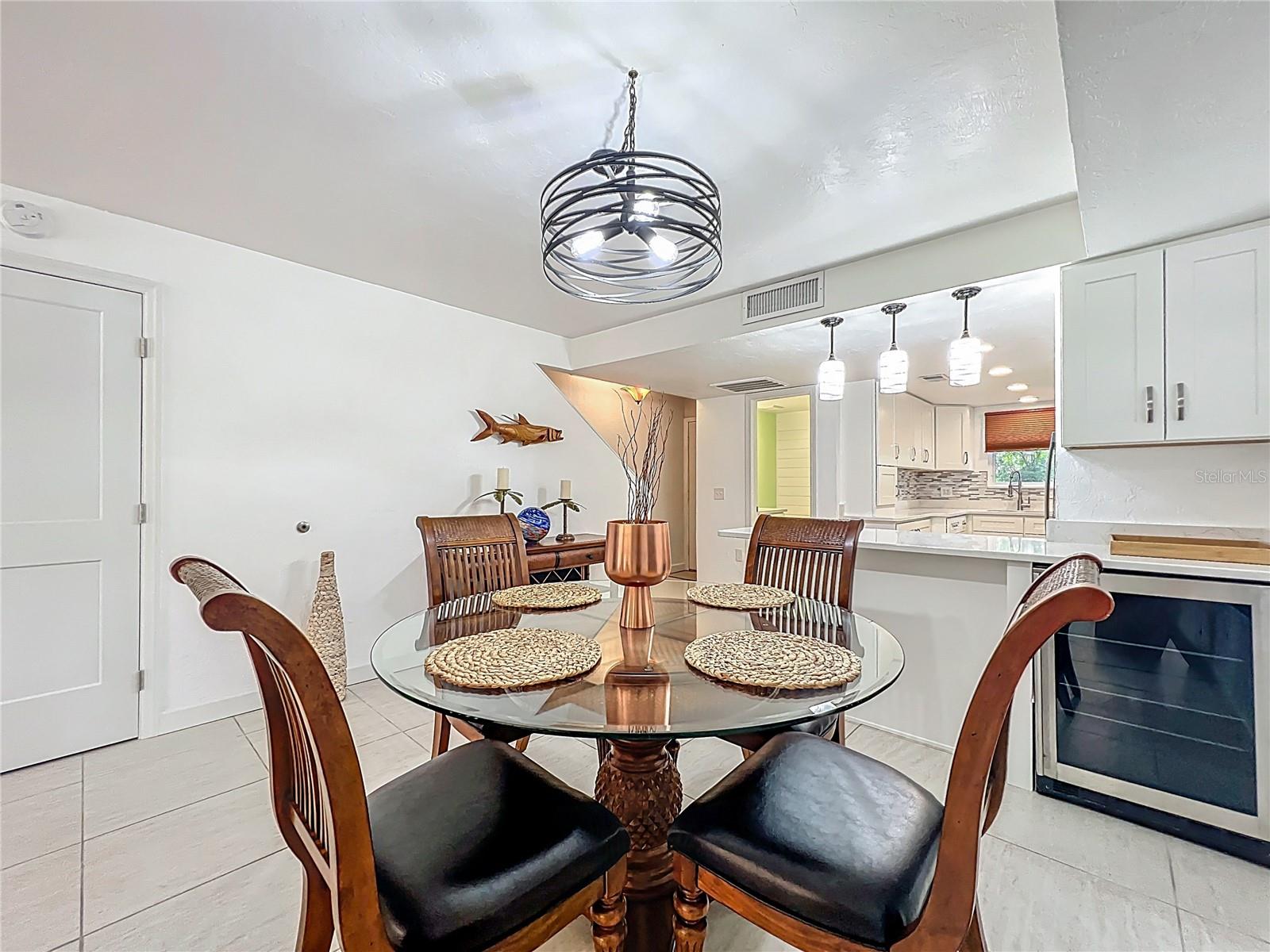 ONE CONDO - Residential