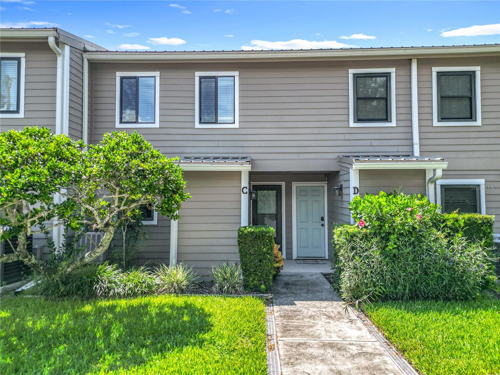 ONE CONDO - Residential