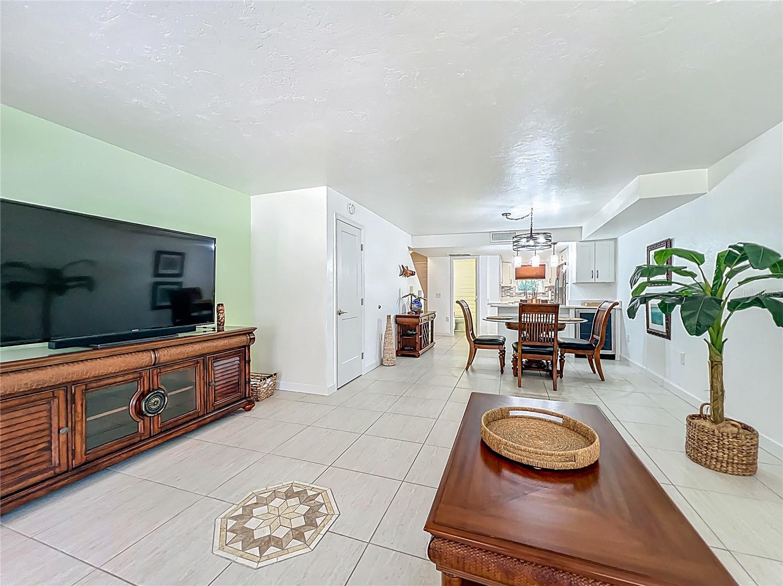 ONE CONDO - Residential