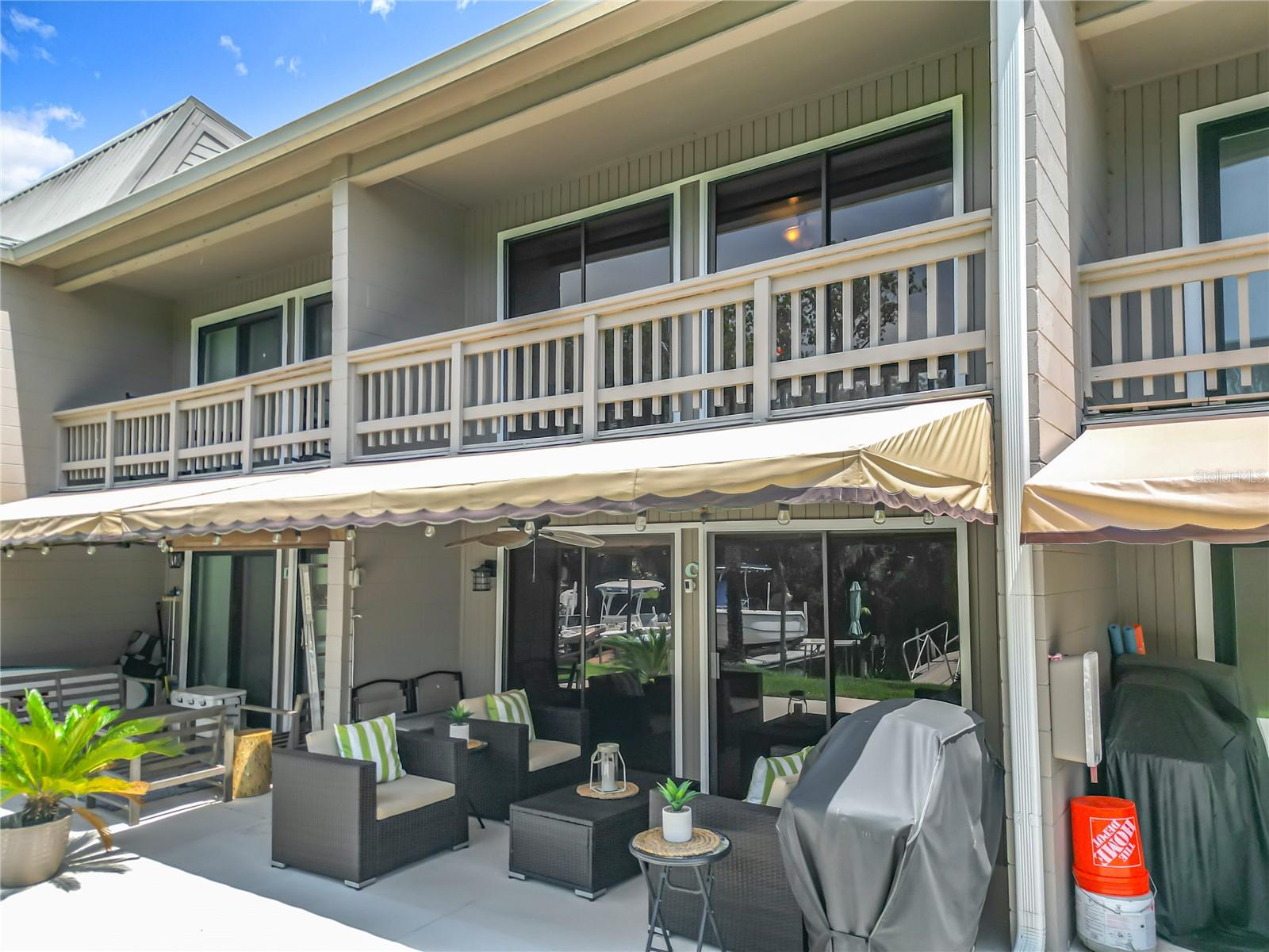 ONE CONDO - Residential