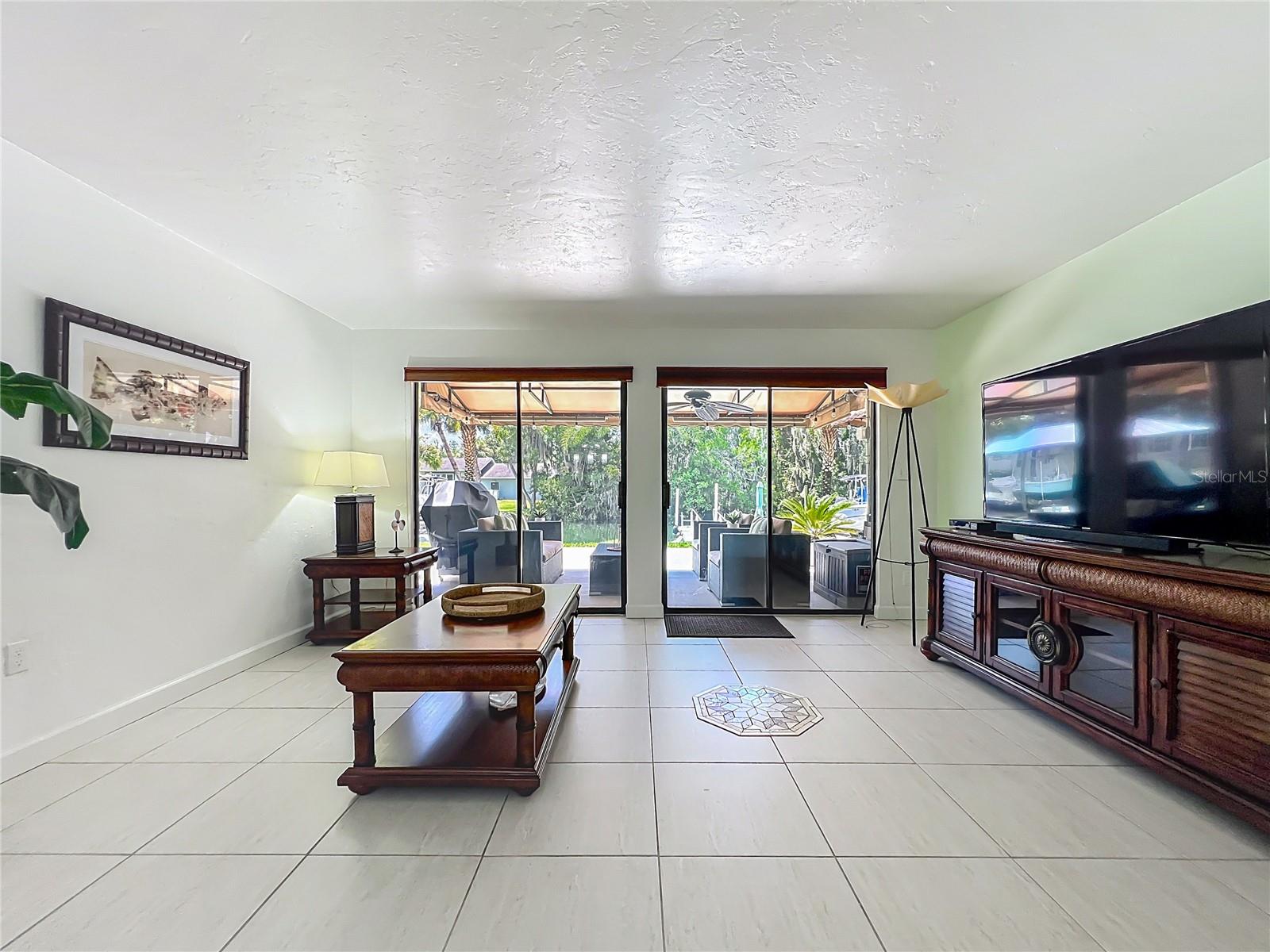 ONE CONDO - Residential