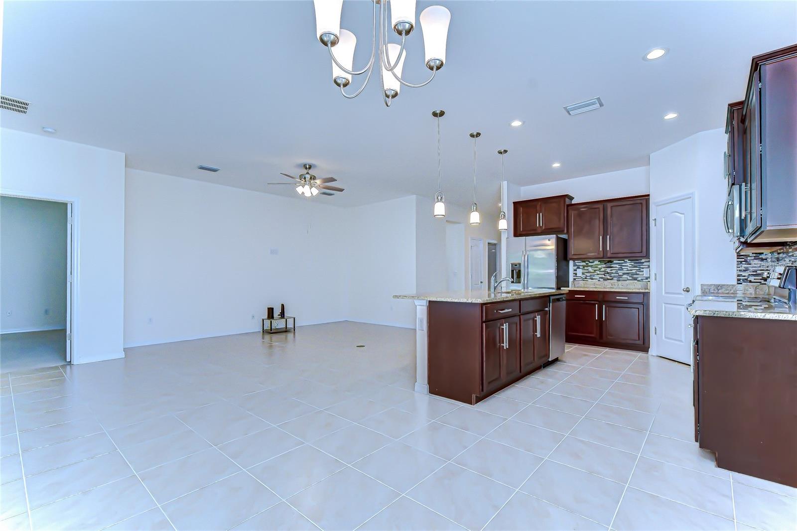 RIVERVIEW MEADOWS - Residential