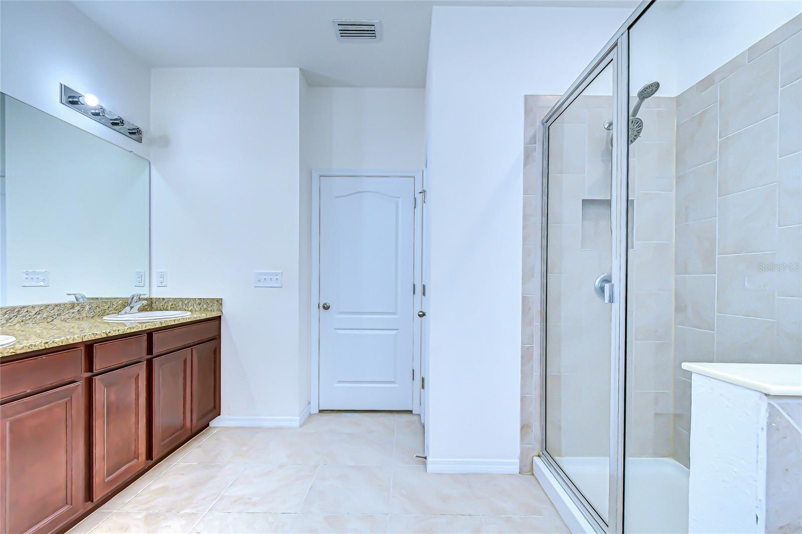 RIVERVIEW MEADOWS - Residential