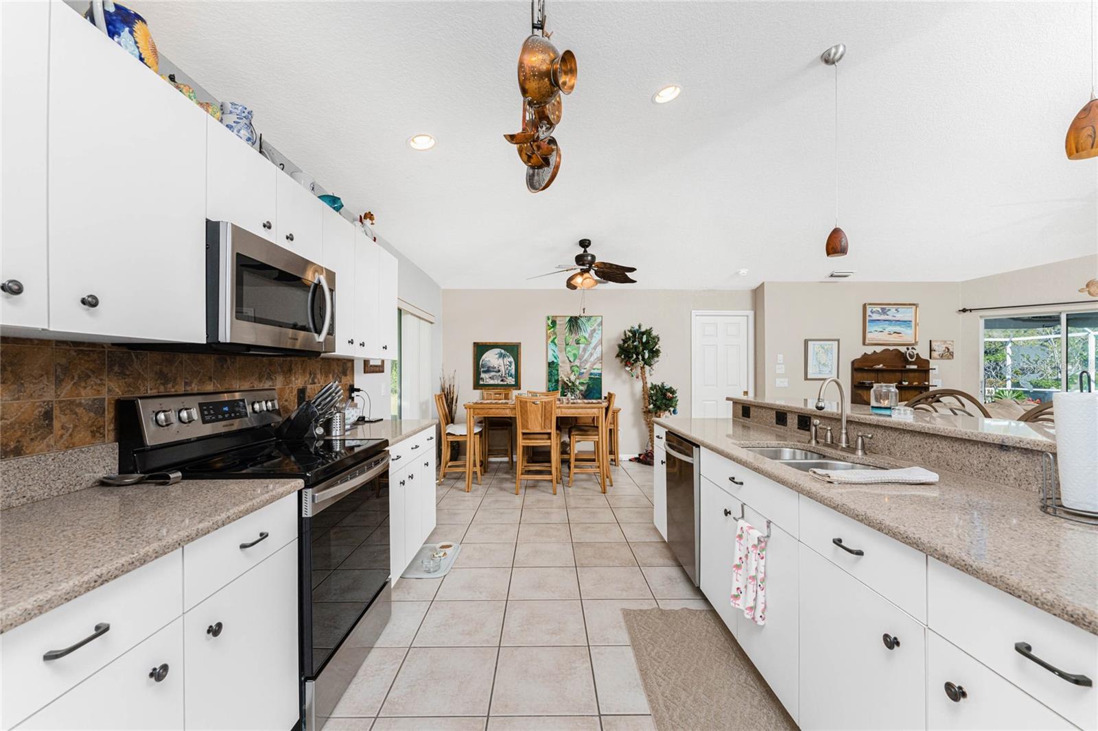 ROTONDA WHITE MARSH - Residential