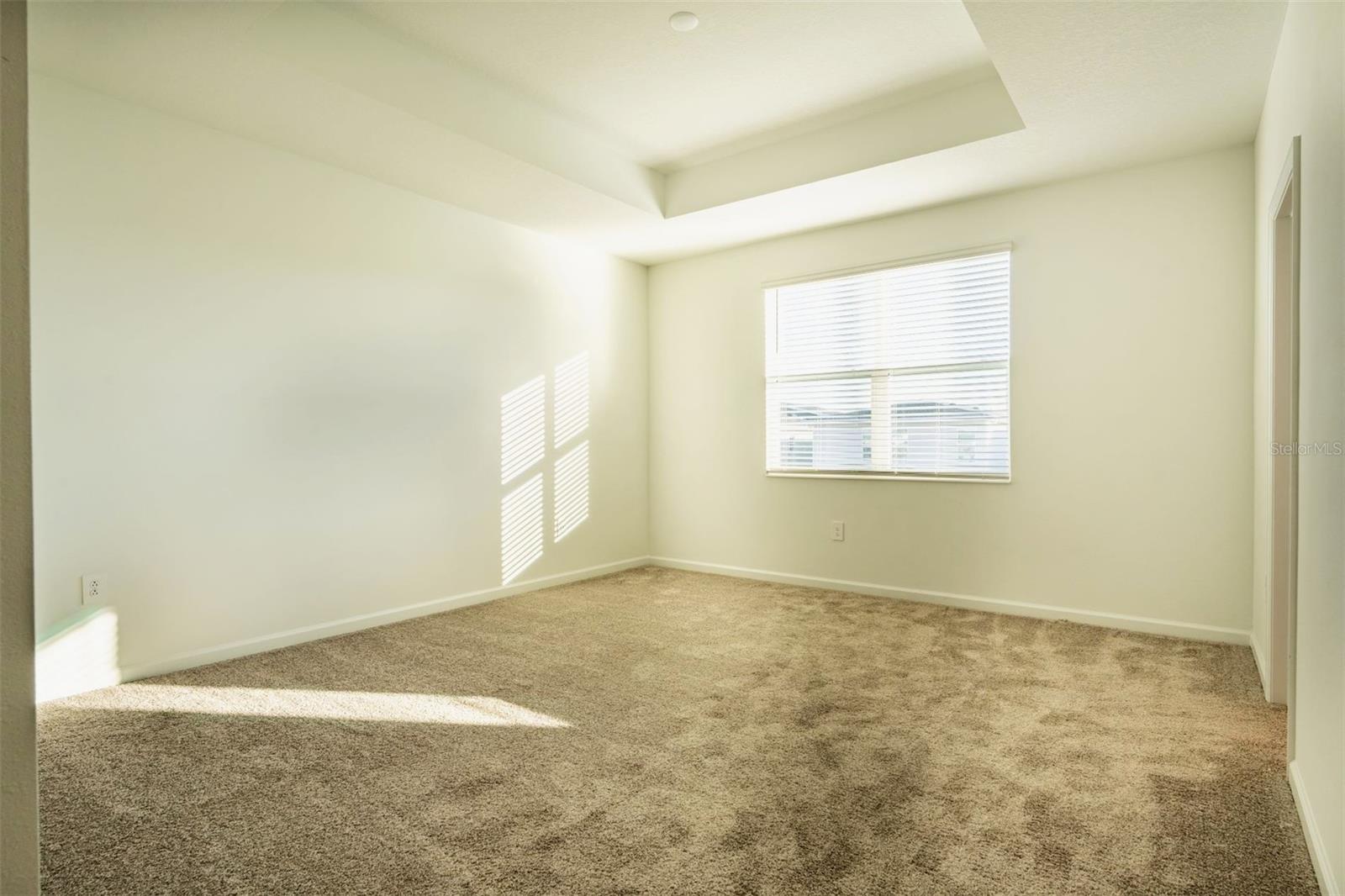 CHAMPIONS POINTE 25 TH - Residential