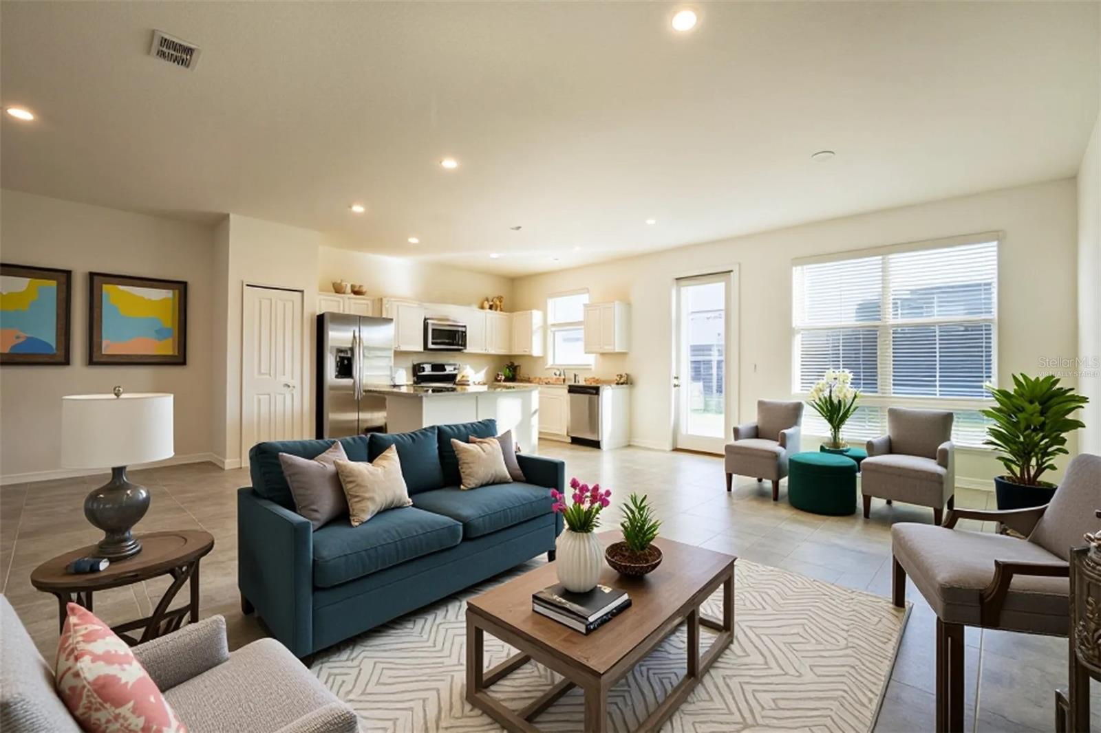 CHAMPIONS POINTE 25 TH - Residential