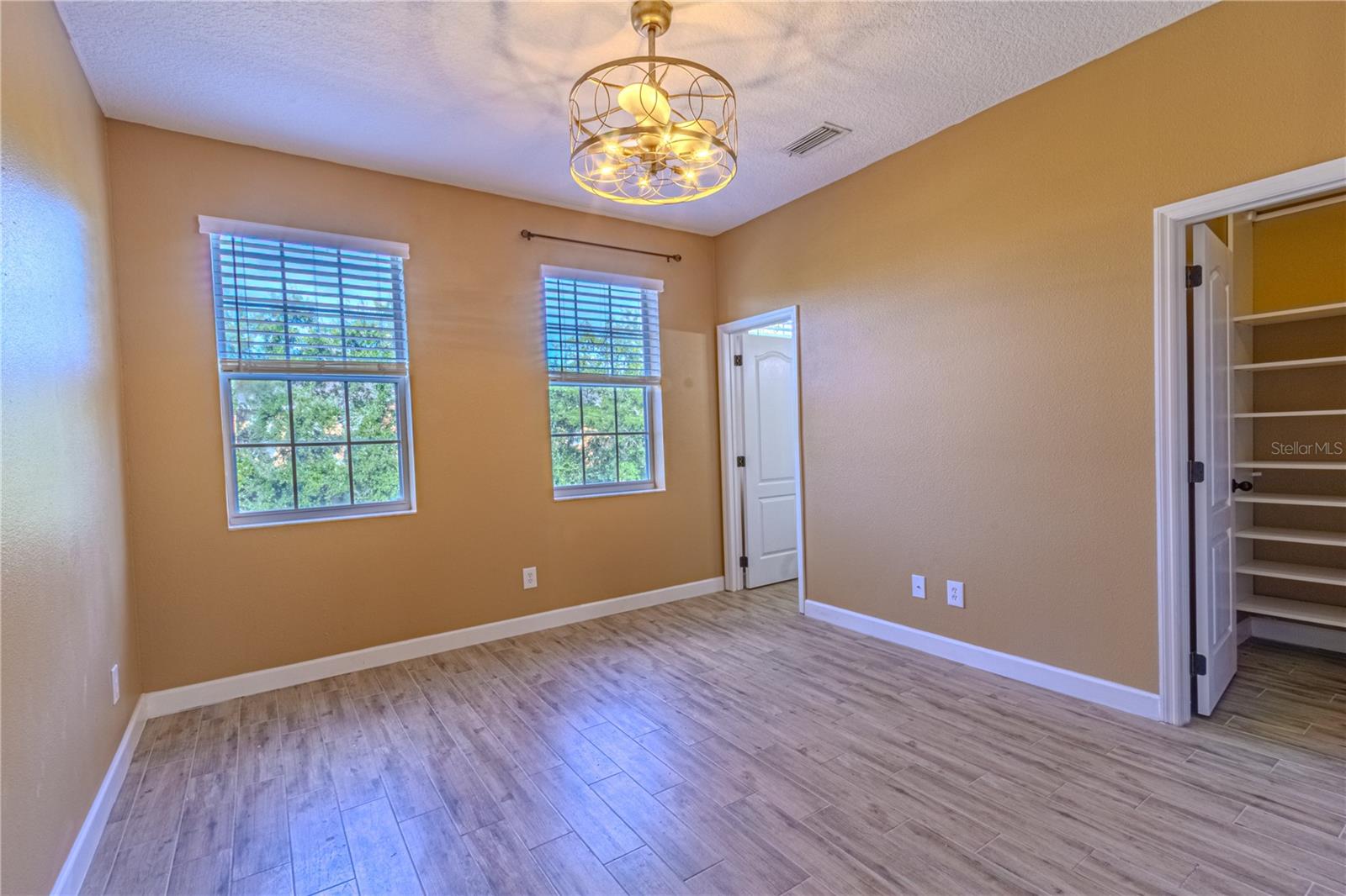 DANIELS LNDG A-J - Residential Lease