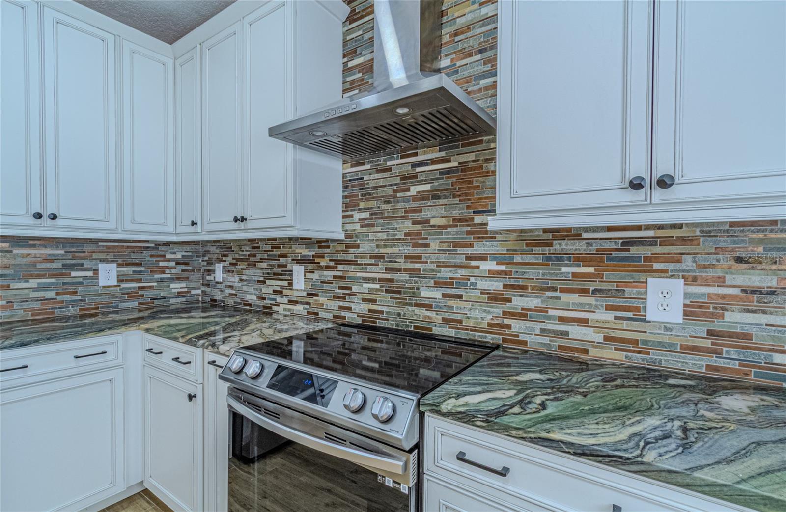 DANIELS LNDG A-J - Residential Lease