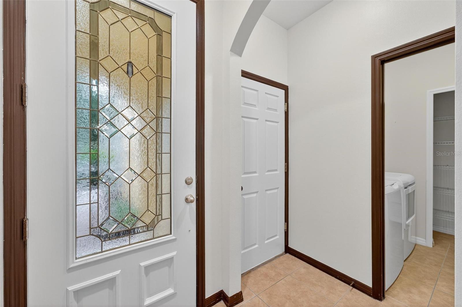 CLAYTON CROSSING TWNHMS SECOND AMD - Residential Lease