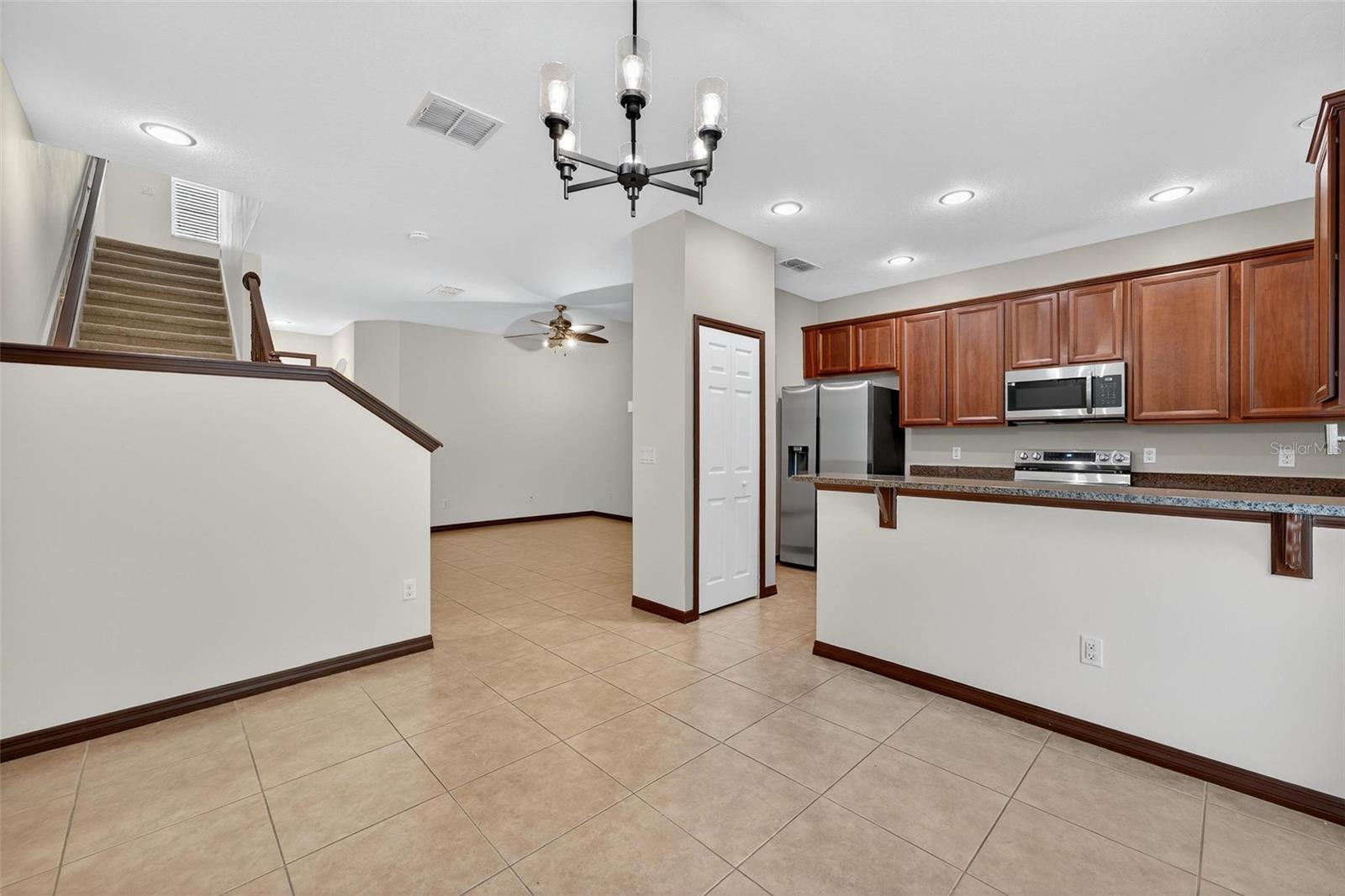 CLAYTON CROSSING TWNHMS SECOND AMD - Residential Lease