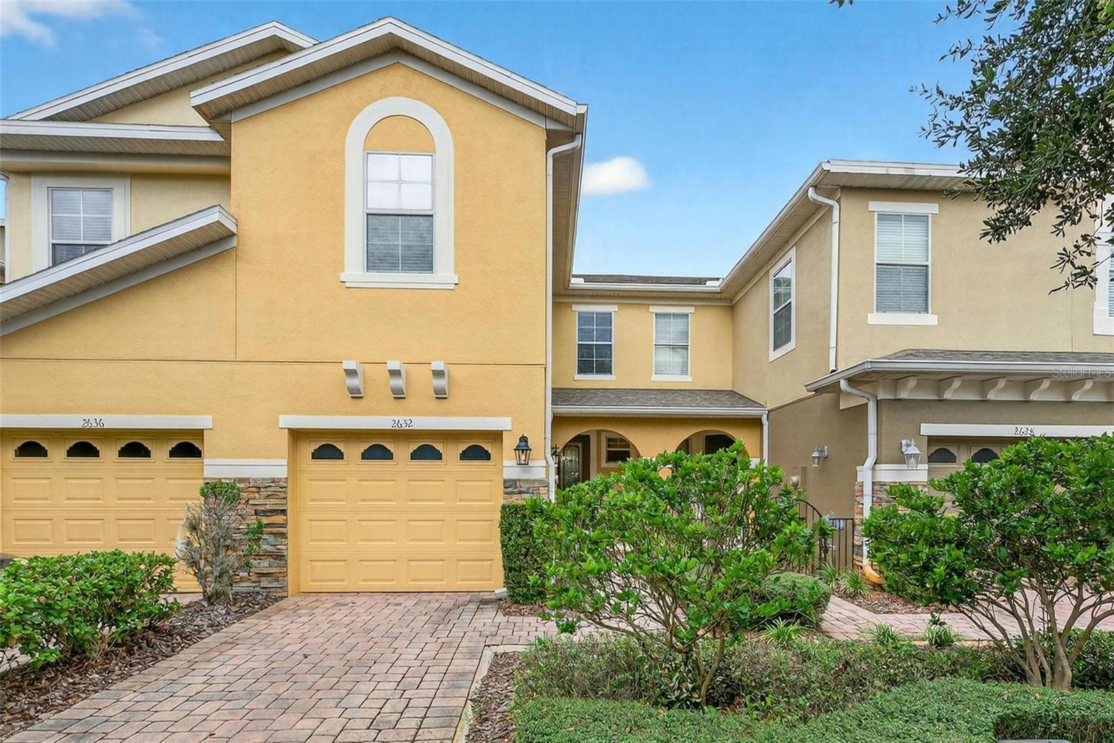 CLAYTON CROSSING TWNHMS SECOND AMD - Residential Lease