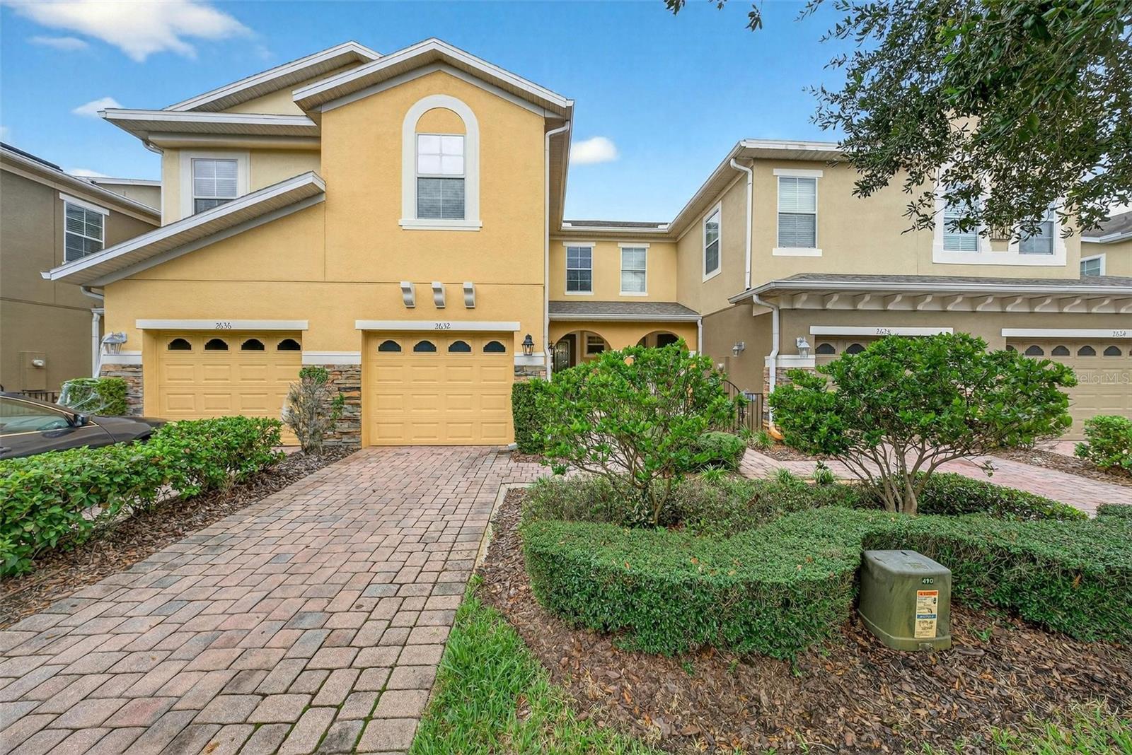 CLAYTON CROSSING TWNHMS SECOND AMD - Residential Lease