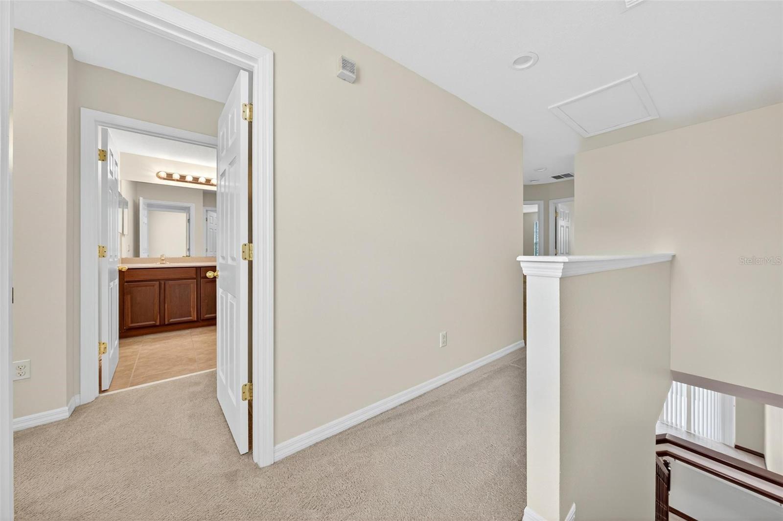 CLAYTON CROSSING TWNHMS SECOND AMD - Residential Lease