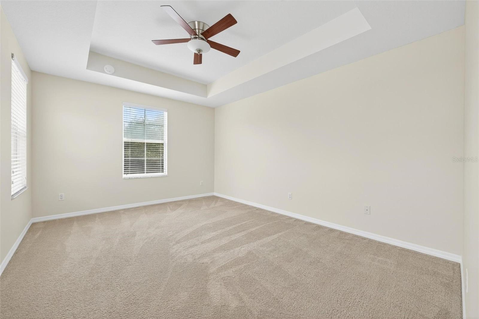 CLAYTON CROSSING TWNHMS SECOND AMD - Residential Lease