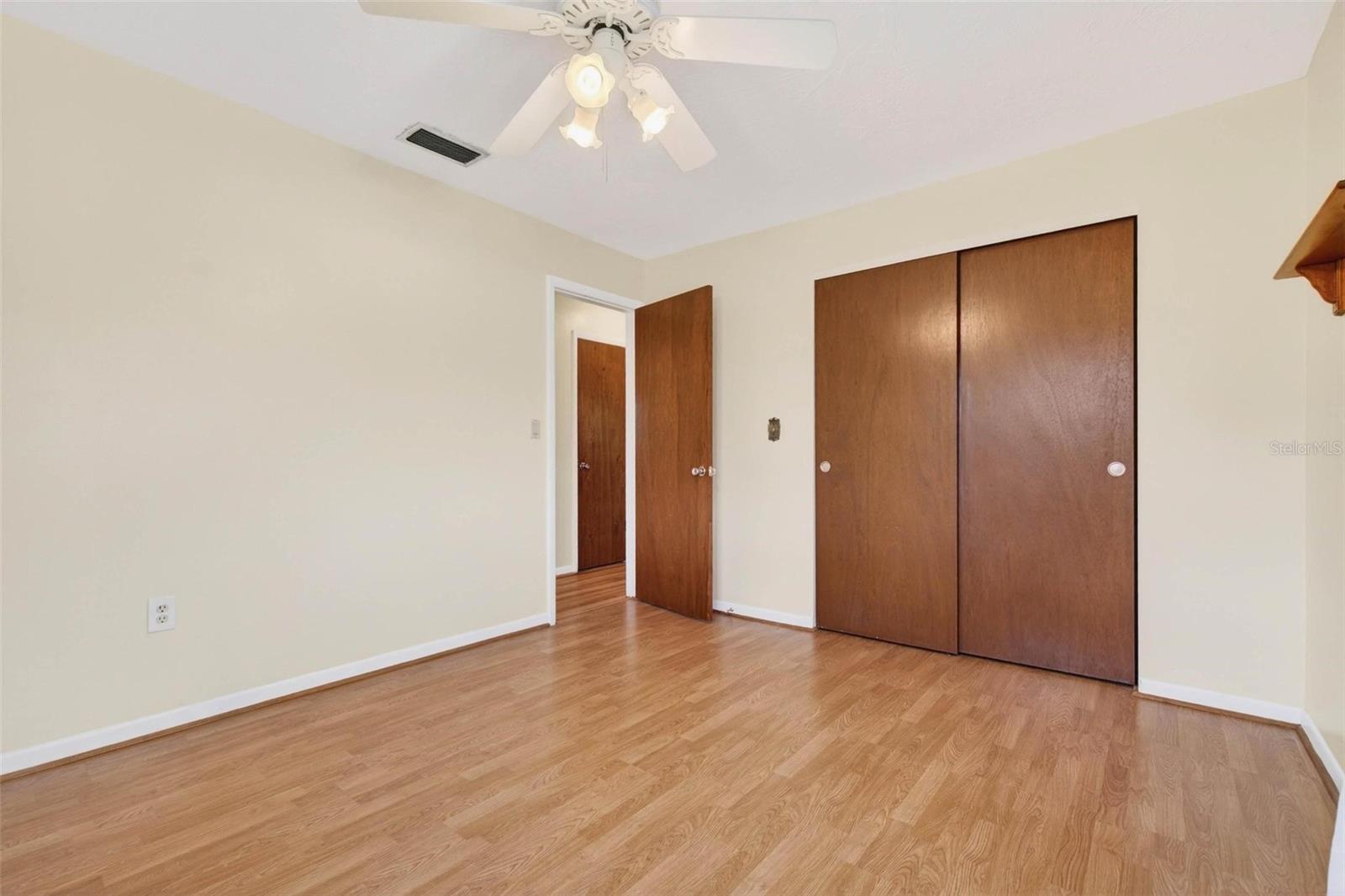 CURLEW GROVES UNIT TWO - Residential