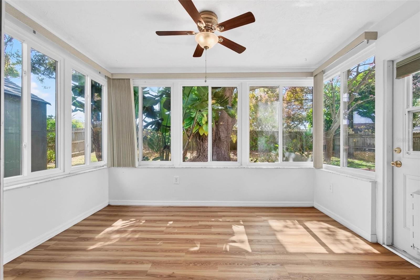 CURLEW GROVES UNIT TWO - Residential