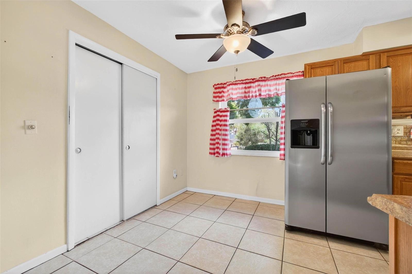 CURLEW GROVES UNIT TWO - Residential