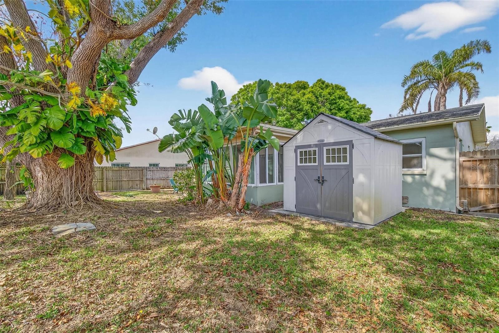 CURLEW GROVES UNIT TWO - Residential