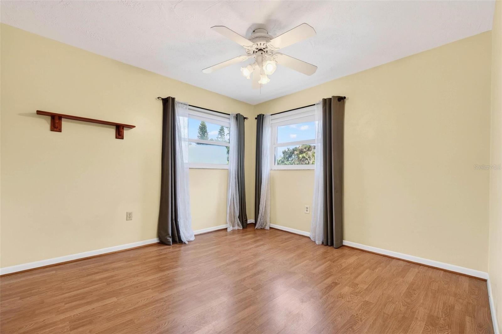 CURLEW GROVES UNIT TWO - Residential