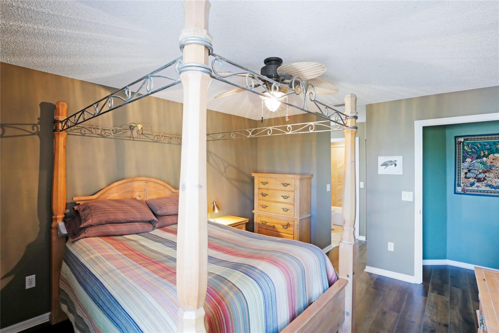 SANDY POINTE II - Residential