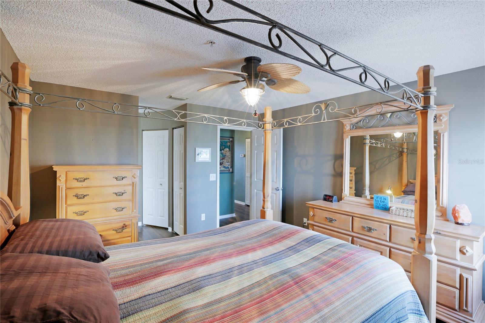 SANDY POINTE II - Residential