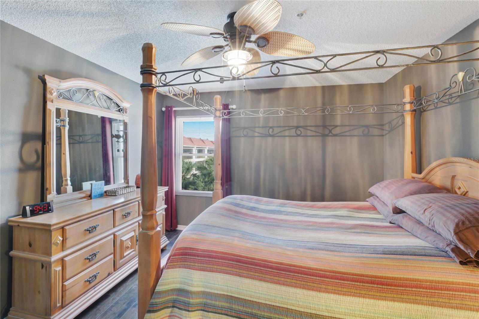 SANDY POINTE II - Residential