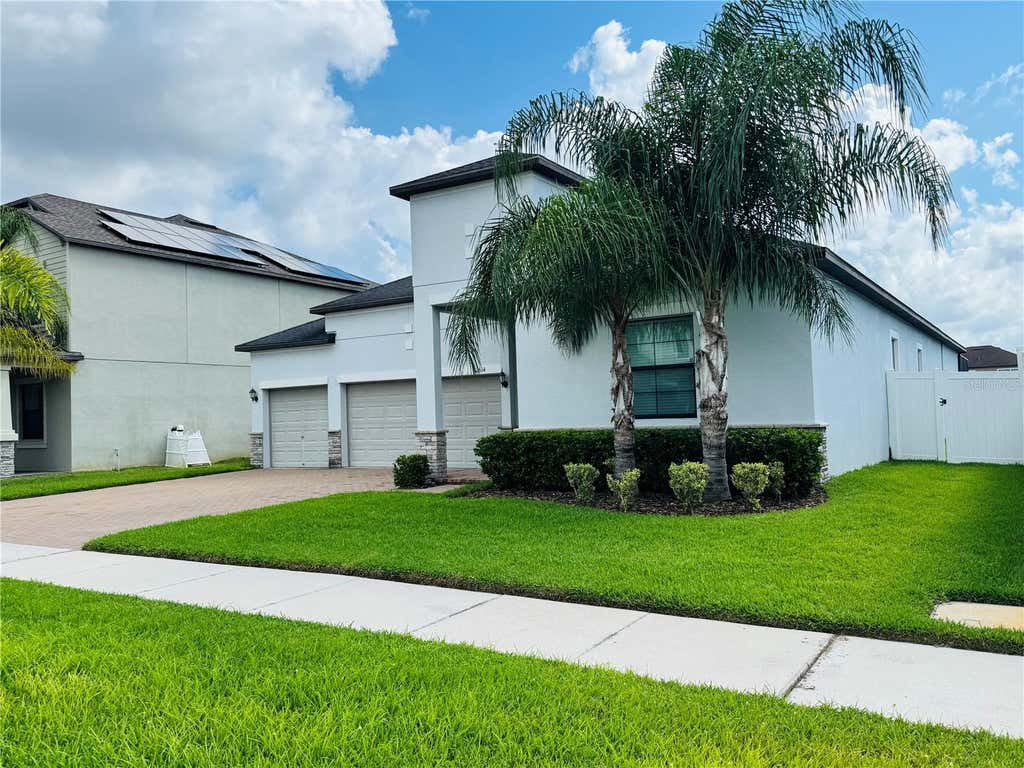 Photo of 11614 Sunburst Marble Road, Riverview, FL 33579 (MLS # TB8541297)