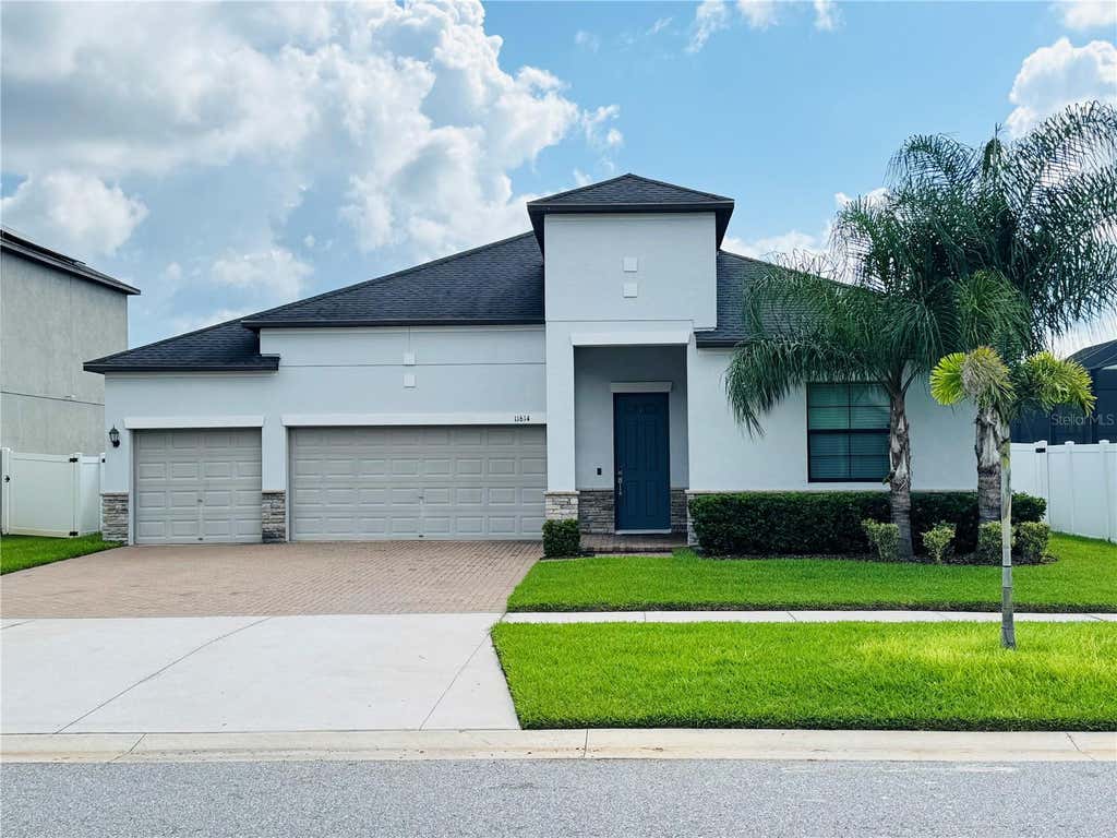 Photo of 11614 Sunburst Marble Road, Riverview, FL 33579 (MLS # TB8541297)