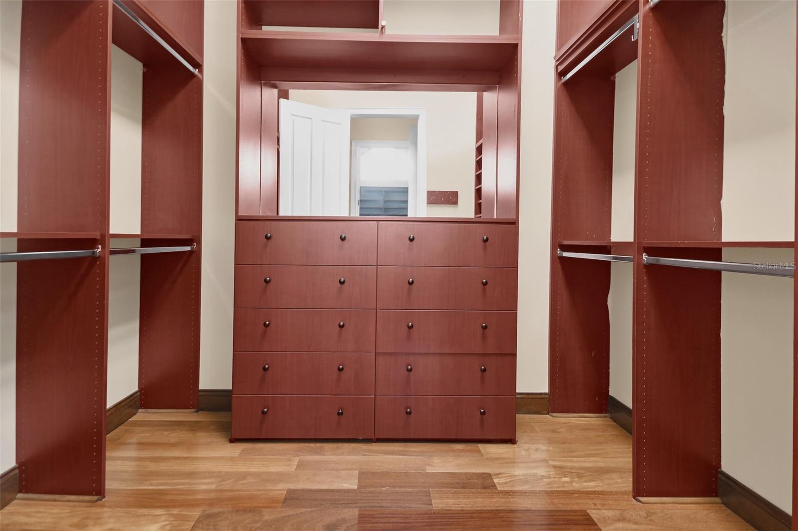 ALAQUA LAKES PH 1 - Residential