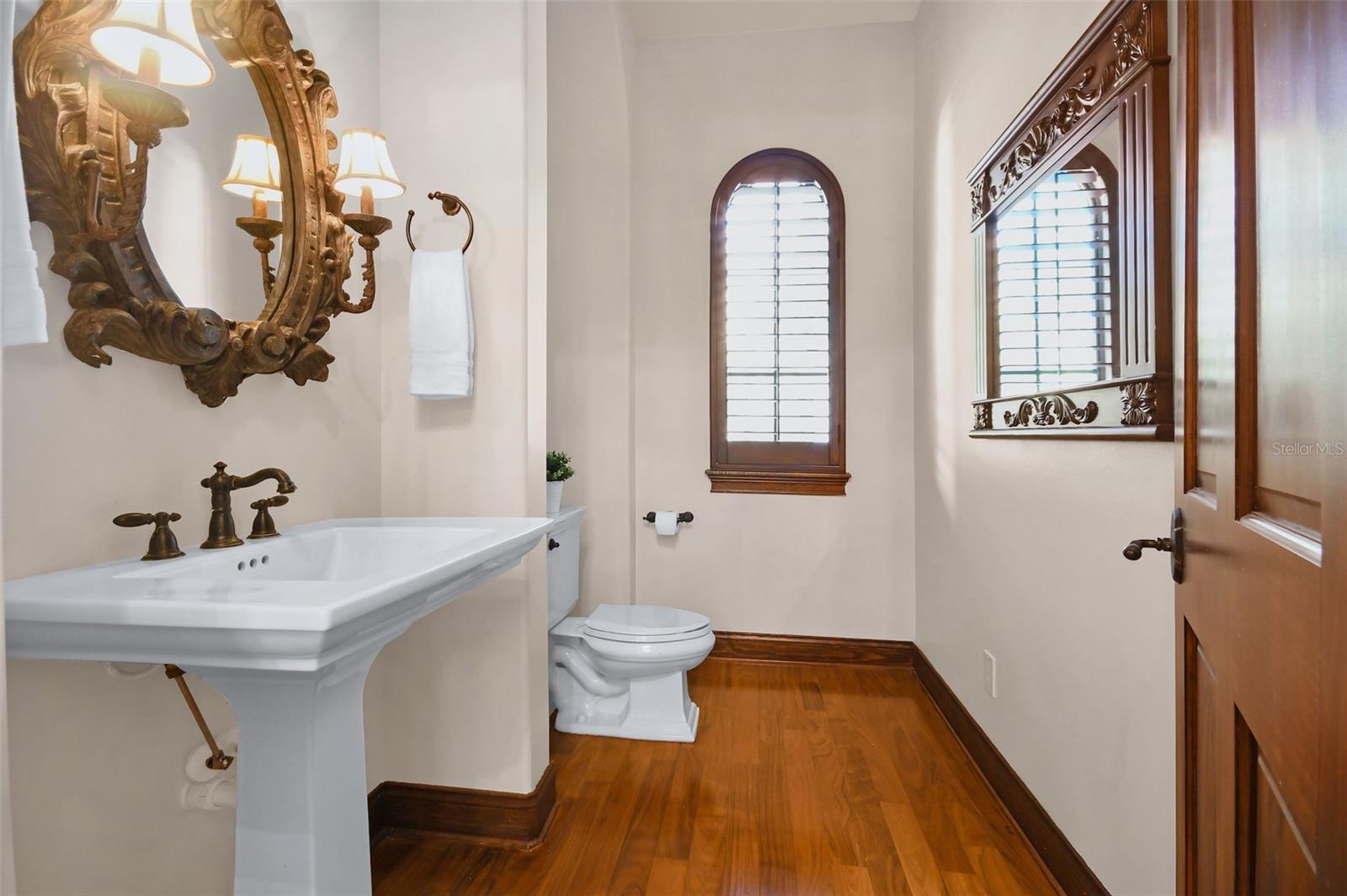 ALAQUA LAKES PH 1 - Residential