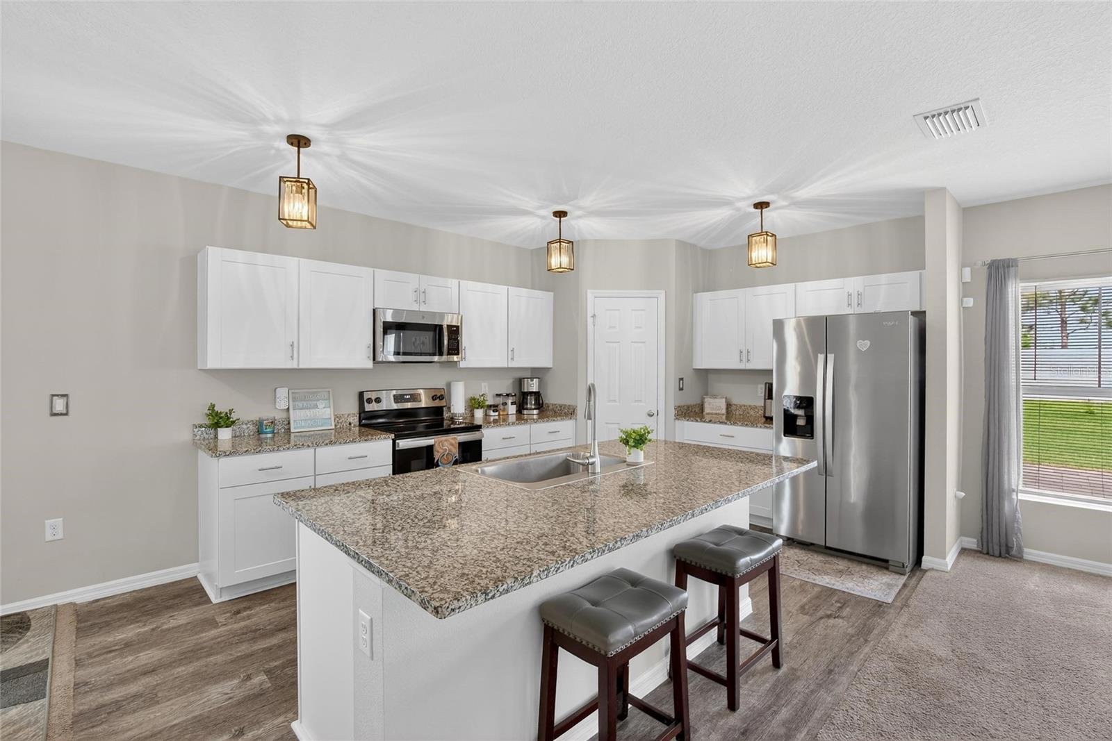 TRIPLE CRK PH 4 - Residential