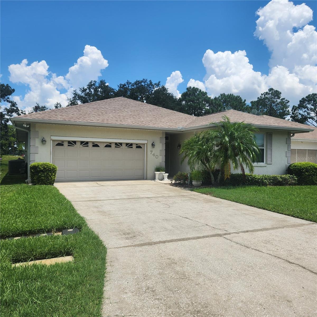 Well maintained 3 bedroom, 2 bath, 2,136 SF heated space, 2 car garage home in the Cypresswood Golf Community in Winter Haven for sale. Move In Ready! Wow, the floor plan is awesome - nice spacious rooms - lots of storage closets in this home. Split floor plan, pocket doors between dining rm & family rm, sliding doors to the back porch. Updates in Kitchen & Bathrooms, Windows, Flooring and Roof. Primary bedroom/bath has a large walk-in closet, nice large bedroom, tub & separate walk-in shower, direct access to the indoor laundry room from the primary bathroom. Outdoor features: irrigation system, screened back porch, large beautiful shade trees behind the home on the golf course, leaf guard on the gutters. Garage has a retractable screen door, attic access, garage door opener and a workshop area. Community is gated with a 24-hr guard at the entrance, 18-hole championship golf course, a pro shop, wellness center, lounge, dining rooms, swimming pool, tennis courts and clubhouse. No CDD. Florida Living at it's Best!!! Convenient Location - only a few minutes to Hwy 27, I-4, Downtown Winter Haven, Lakeland, & the Orlando area. Don't miss out on this one - call today to schedule a showing!