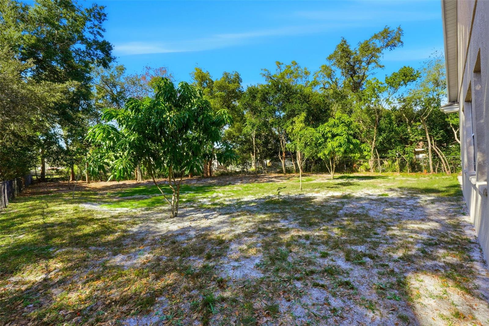 LAKE MARSHA SUB - Residential Lease