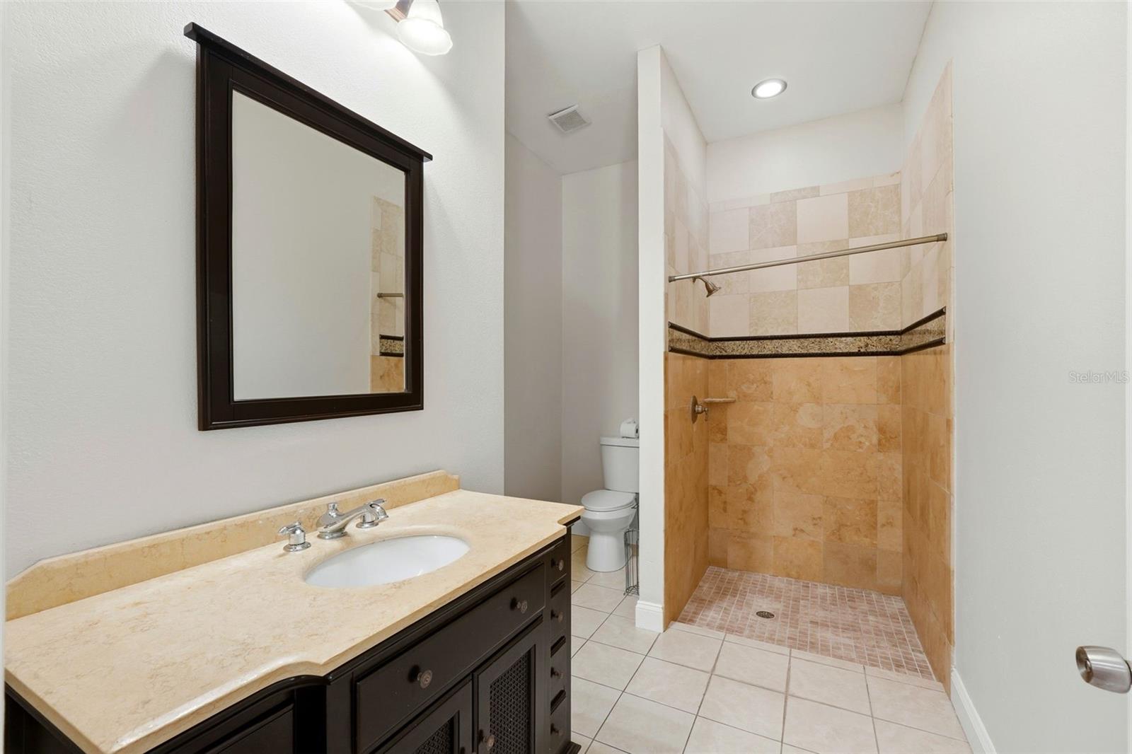 LAKE MARSHA SUB - Residential Lease