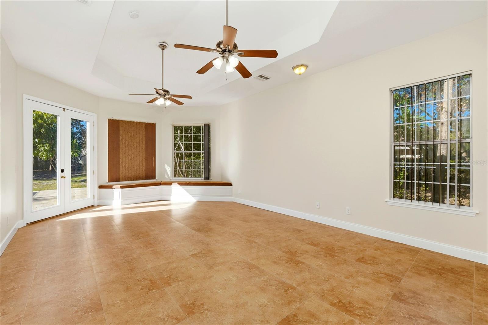 LAKE MARSHA SUB - Residential Lease