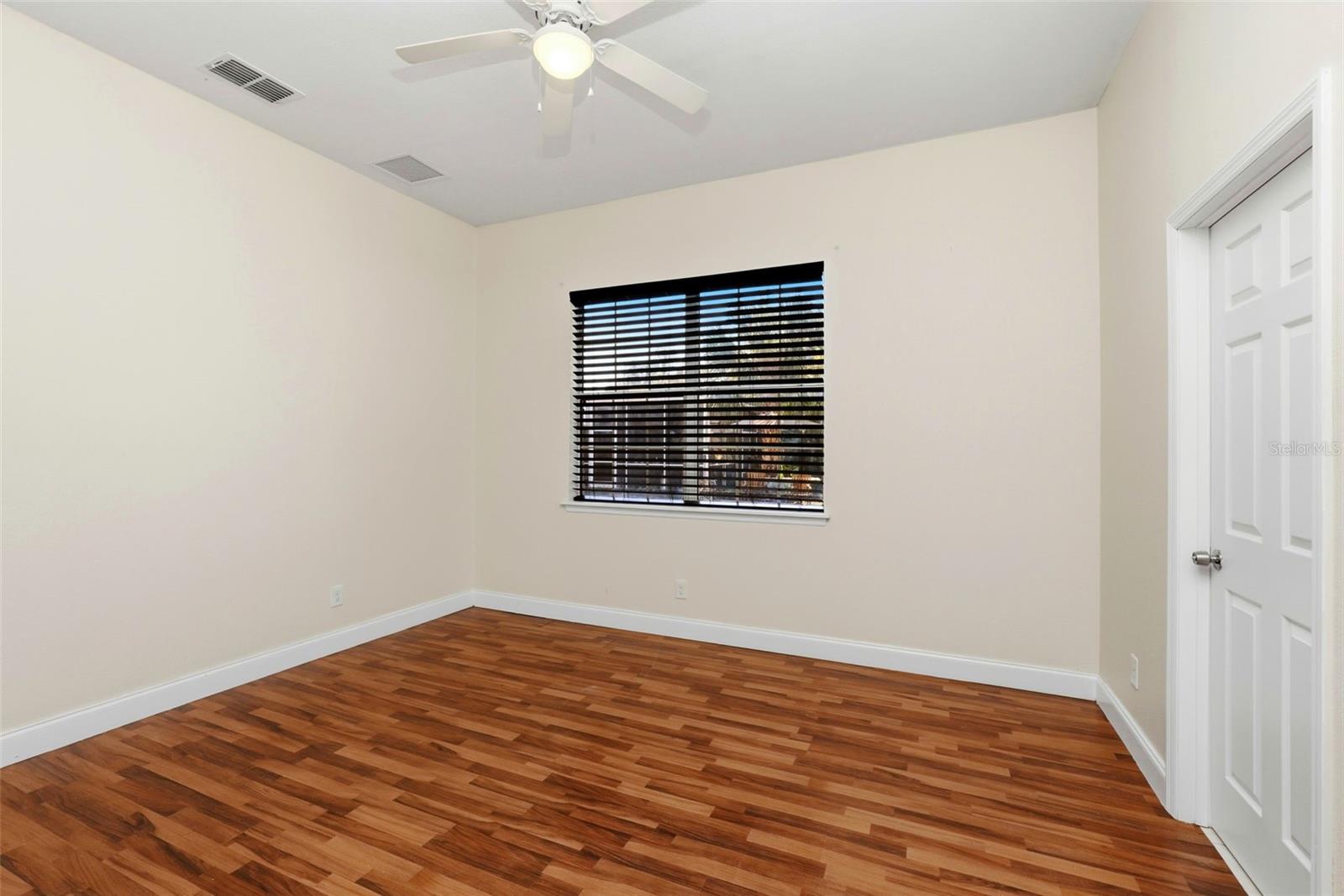 LAKE MARSHA SUB - Residential Lease