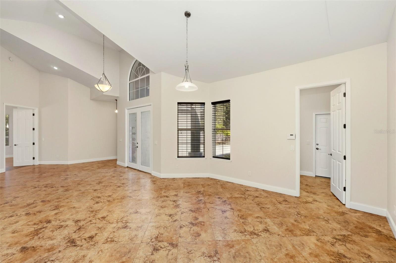 LAKE MARSHA SUB - Residential Lease