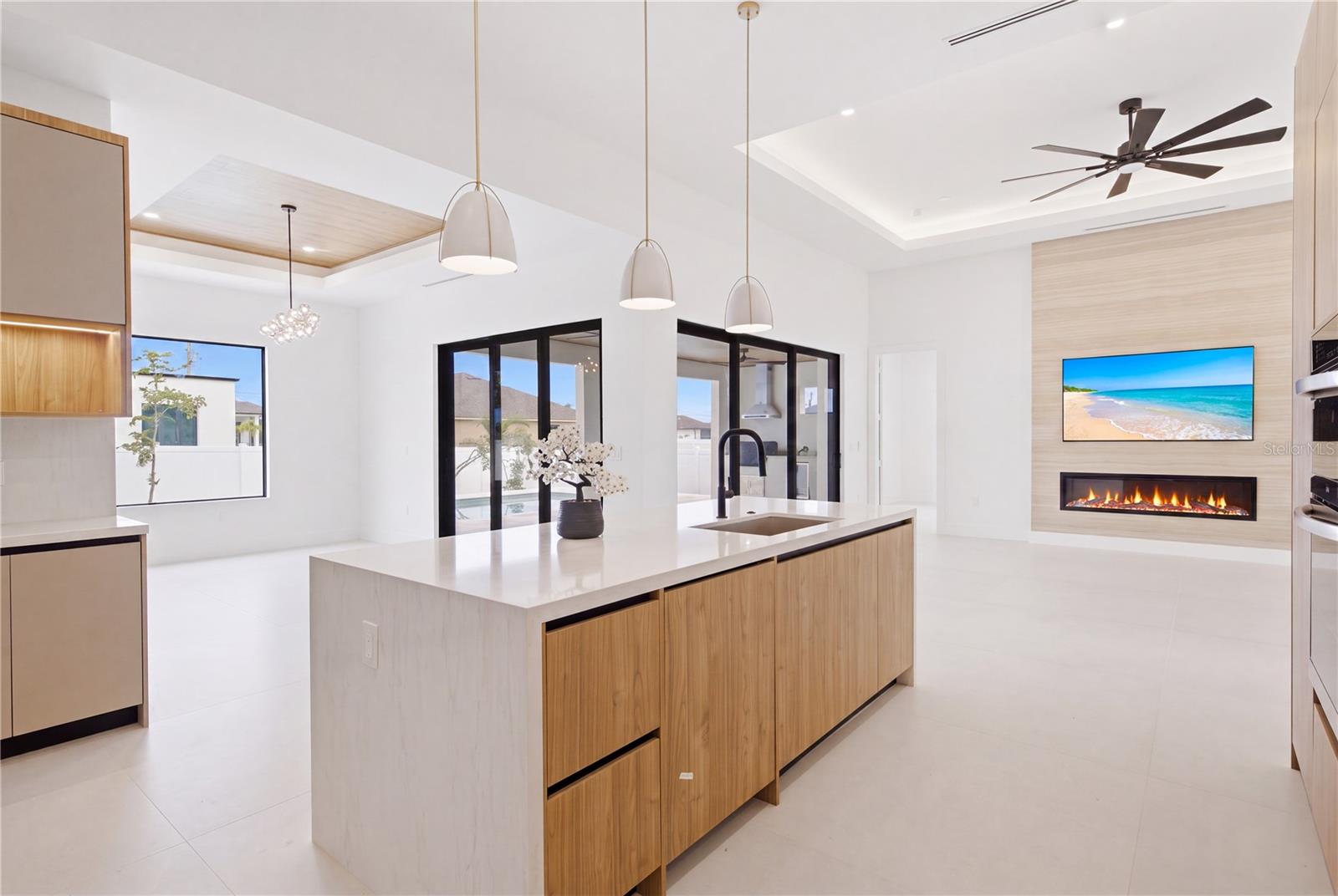 Search Properties for Sale 2 114 SW 36TH PLACE