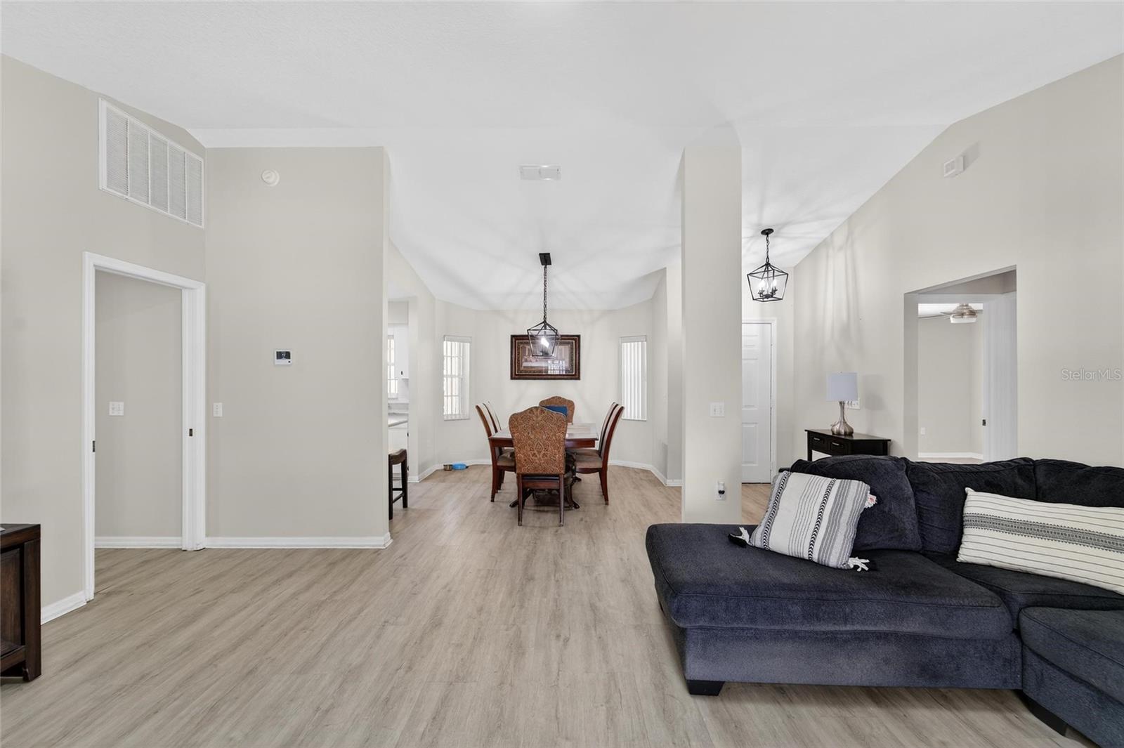 CLUBHOUSE LAKE ESTATES - Residential