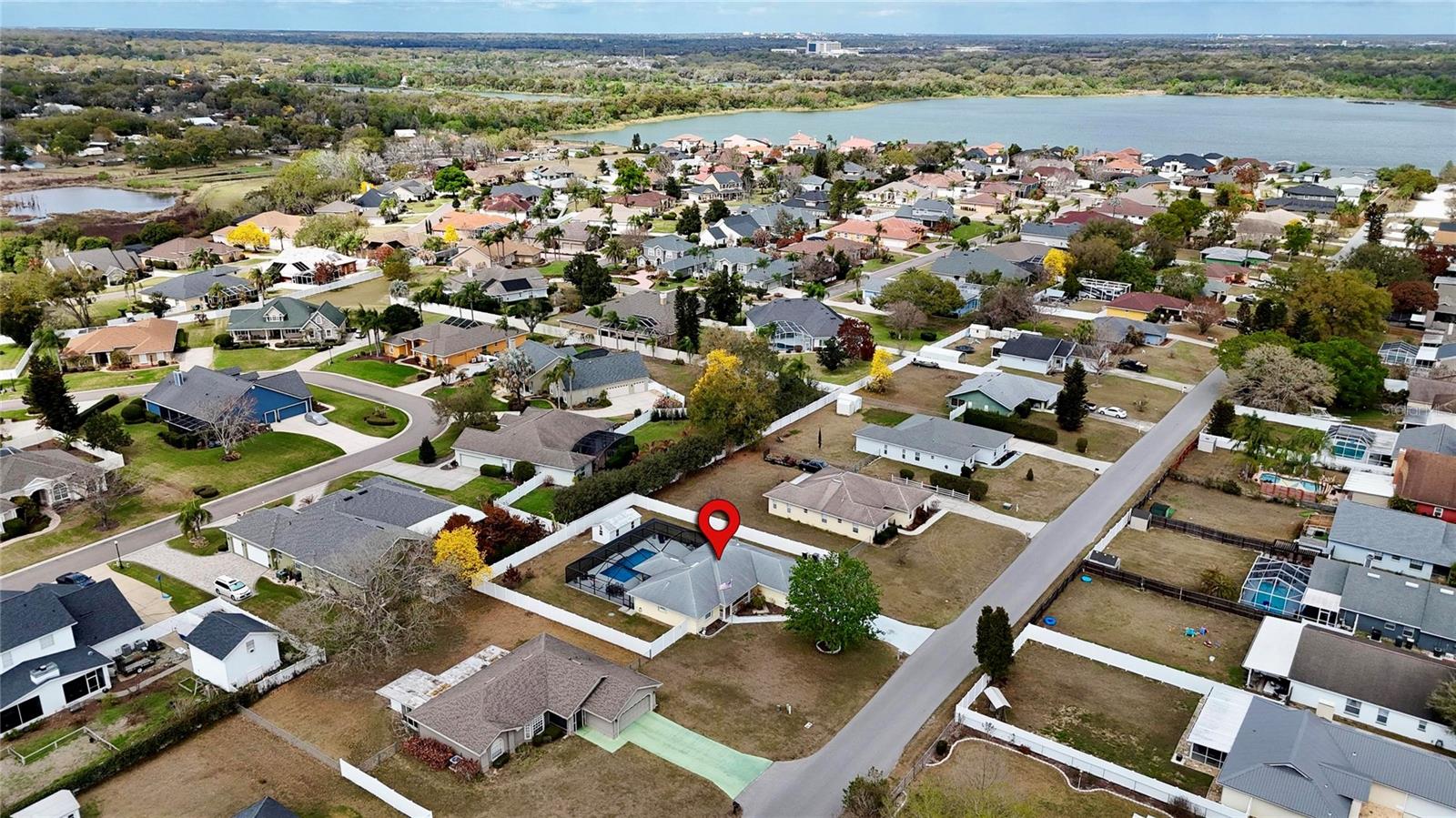 CLUBHOUSE LAKE ESTATES - Residential