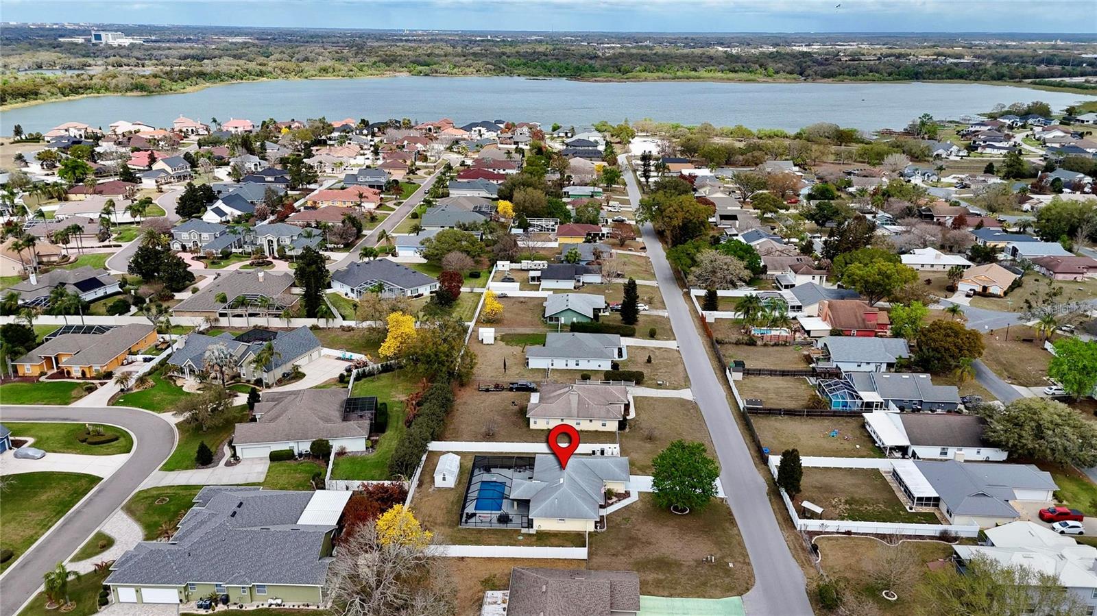 CLUBHOUSE LAKE ESTATES - Residential