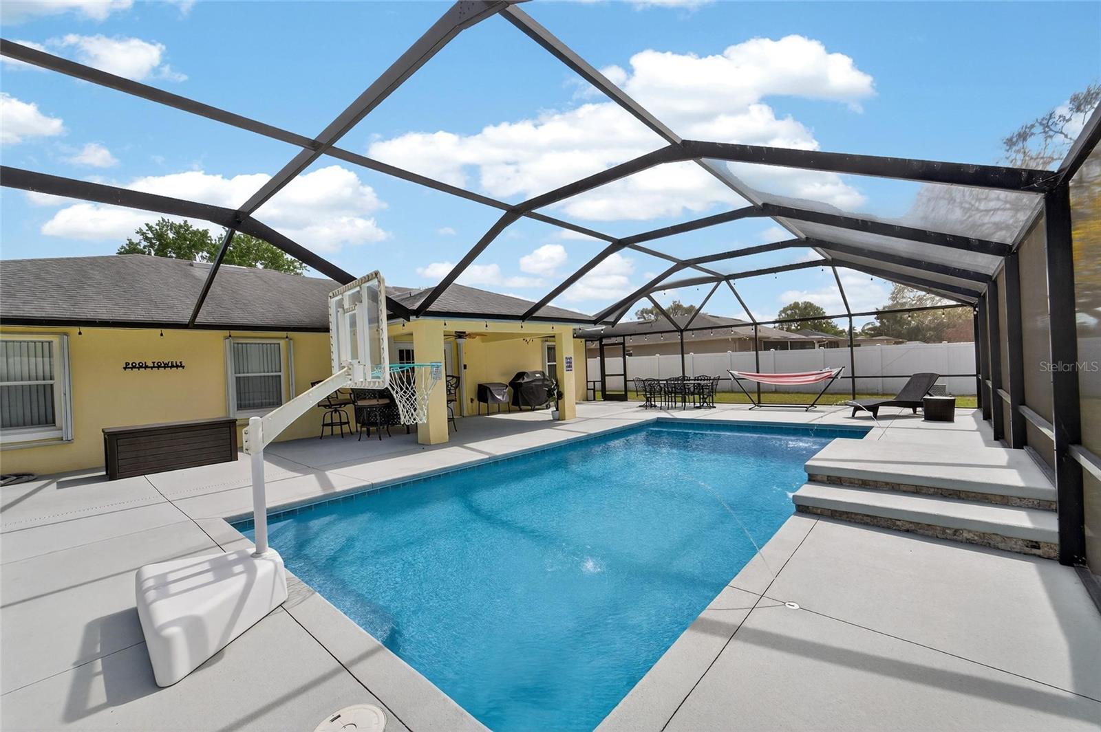 CLUBHOUSE LAKE ESTATES - Residential