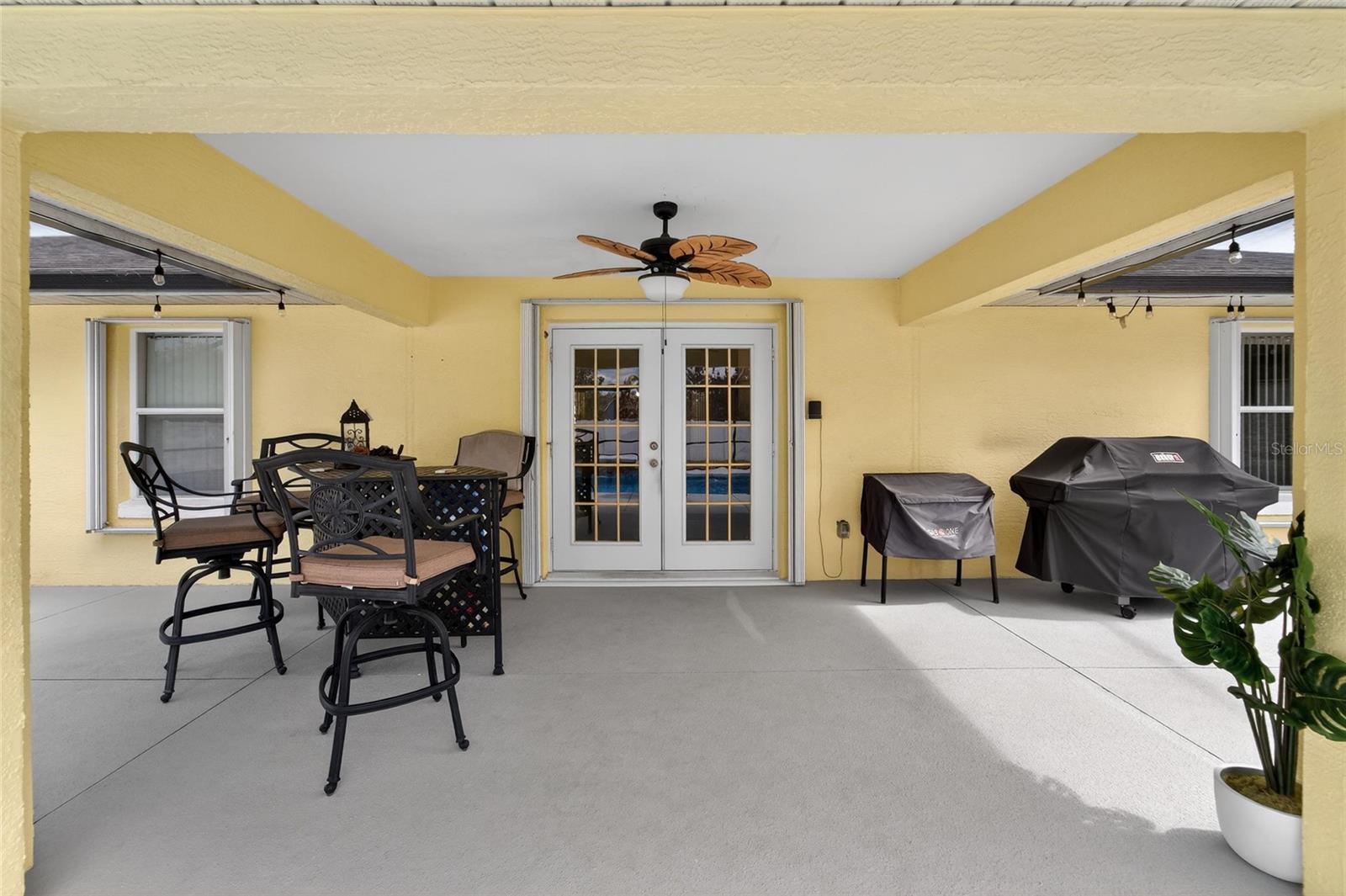 CLUBHOUSE LAKE ESTATES - Residential