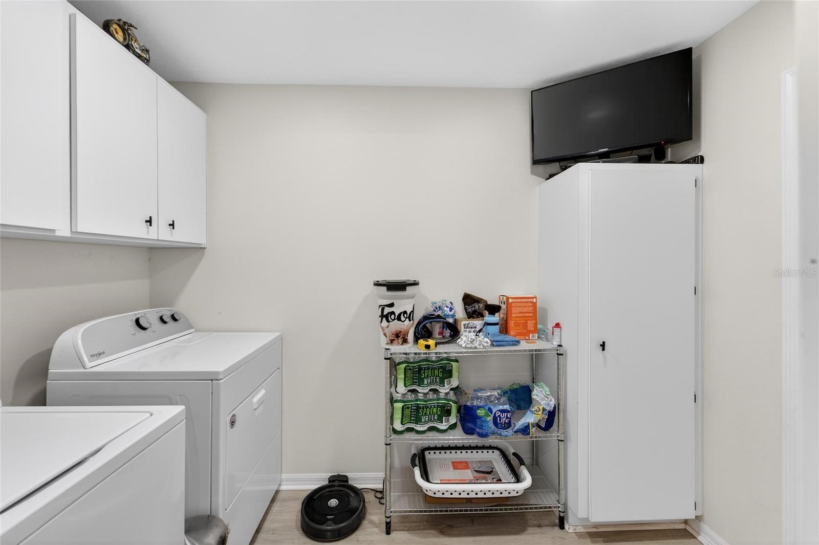 CLUBHOUSE LAKE ESTATES - Residential