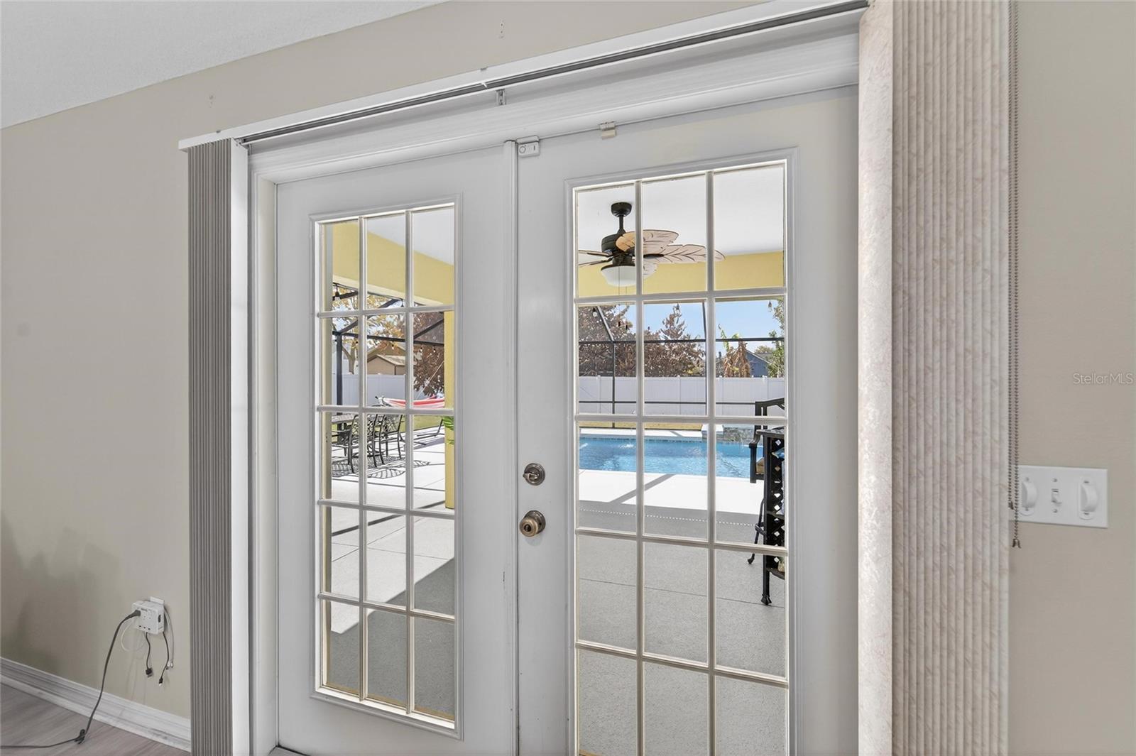 CLUBHOUSE LAKE ESTATES - Residential