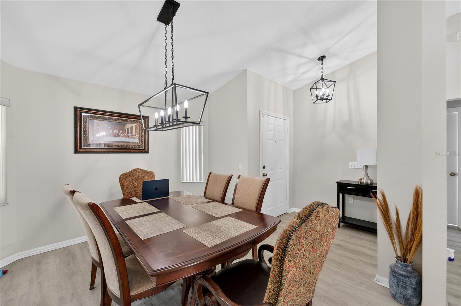 CLUBHOUSE LAKE ESTATES - Residential