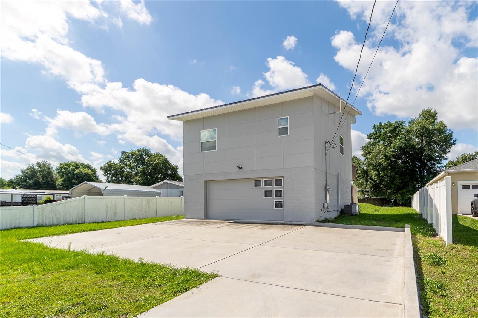 TAFT TOWN - Residential
